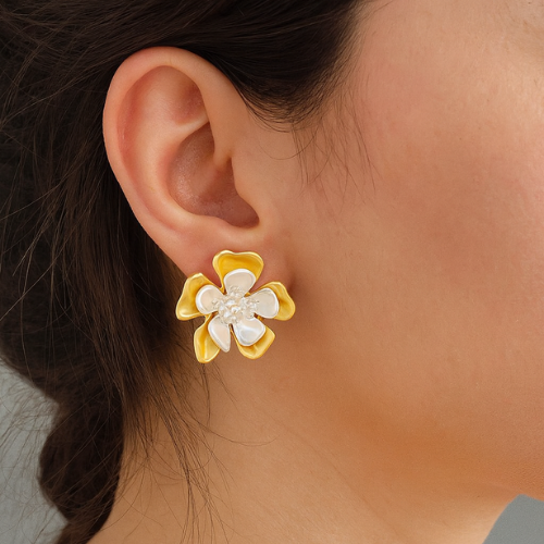 Mat Qızılı Çiçək Sırğa