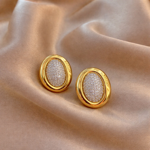 Zirkon Daşlı Sırğa